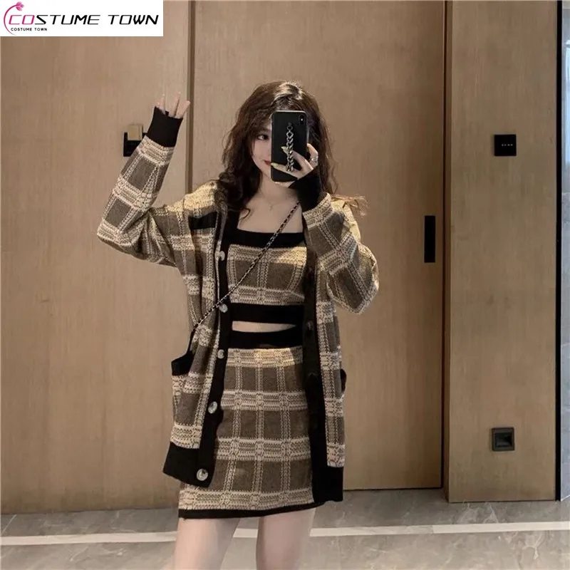 

2023 Autumn/Winter New Knitted Sling Set Temperament Plaid Fashion Wrap Hip Half Skirt Two Piece Set Fashion