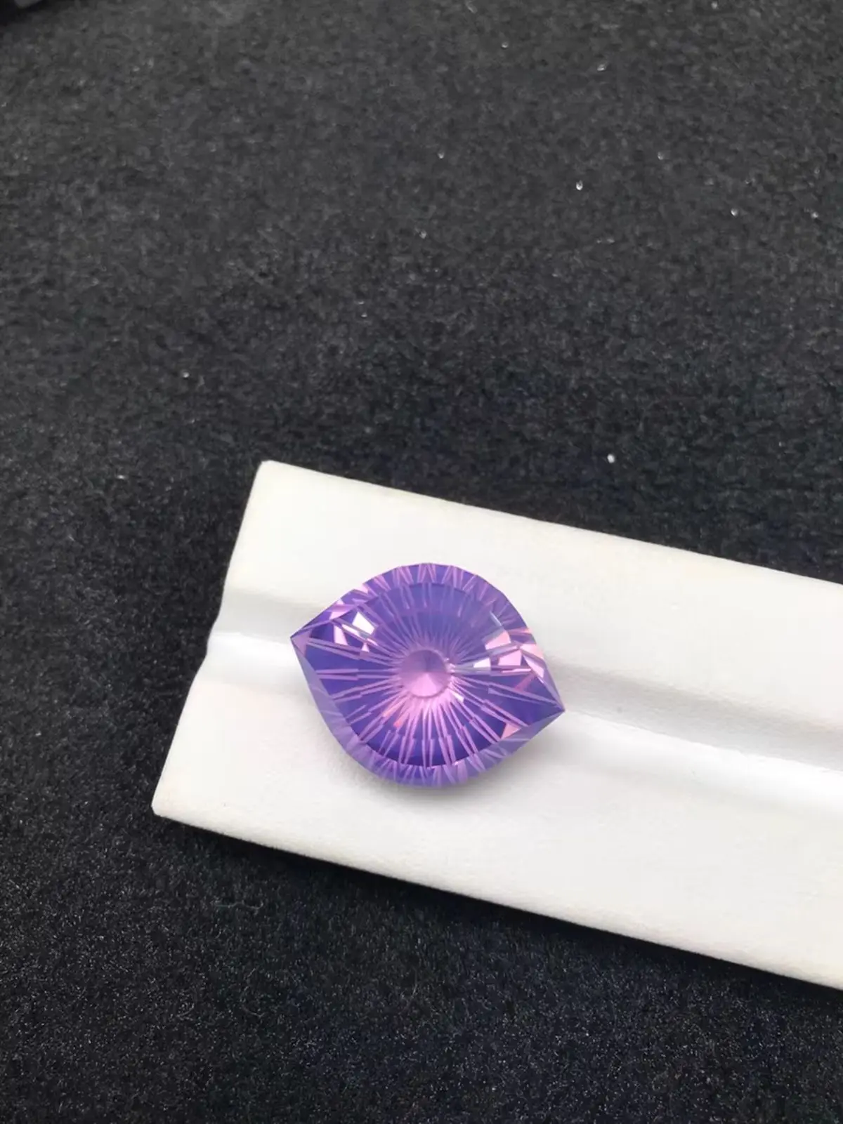 

2 шт./15x19 мм натуральный аметист драгоценный камень глаза лаванда турмалин