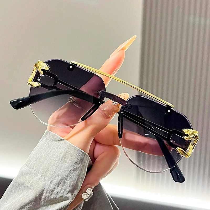 Rahmenlose, abgeschrägte Sonnenbrille, Froschaugen, Farbverlauf, UV-Schutz, übergroße Sonnenbrille – Detail 2