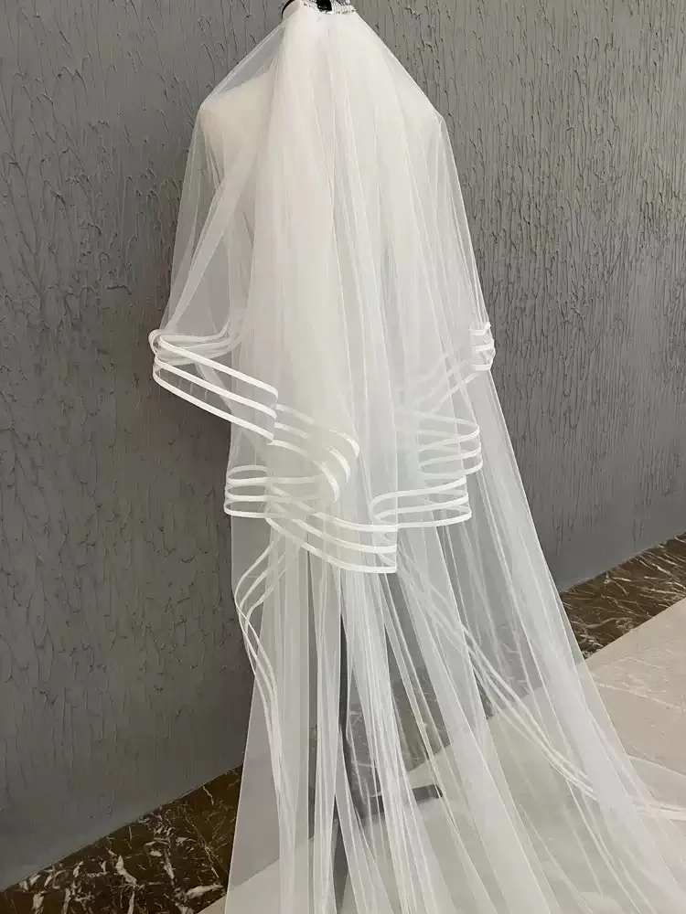2025 Wedding Veils 2 Layers Tulle Bridal Veil with Comb 4m Long Wedding Veil Ivory