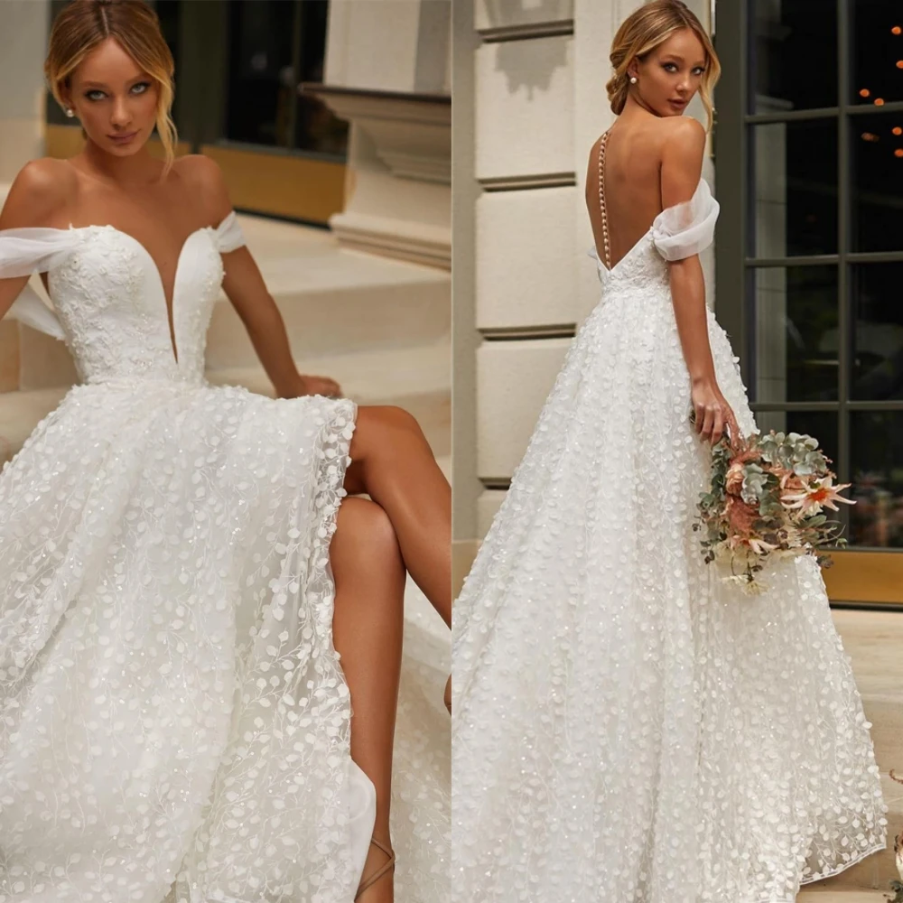 

Customized Elegant White Tulle Wedding Dress Simple Crew Neck Off the Shoulder Short Sleeves Bridal Gowns Chapel Train Dress