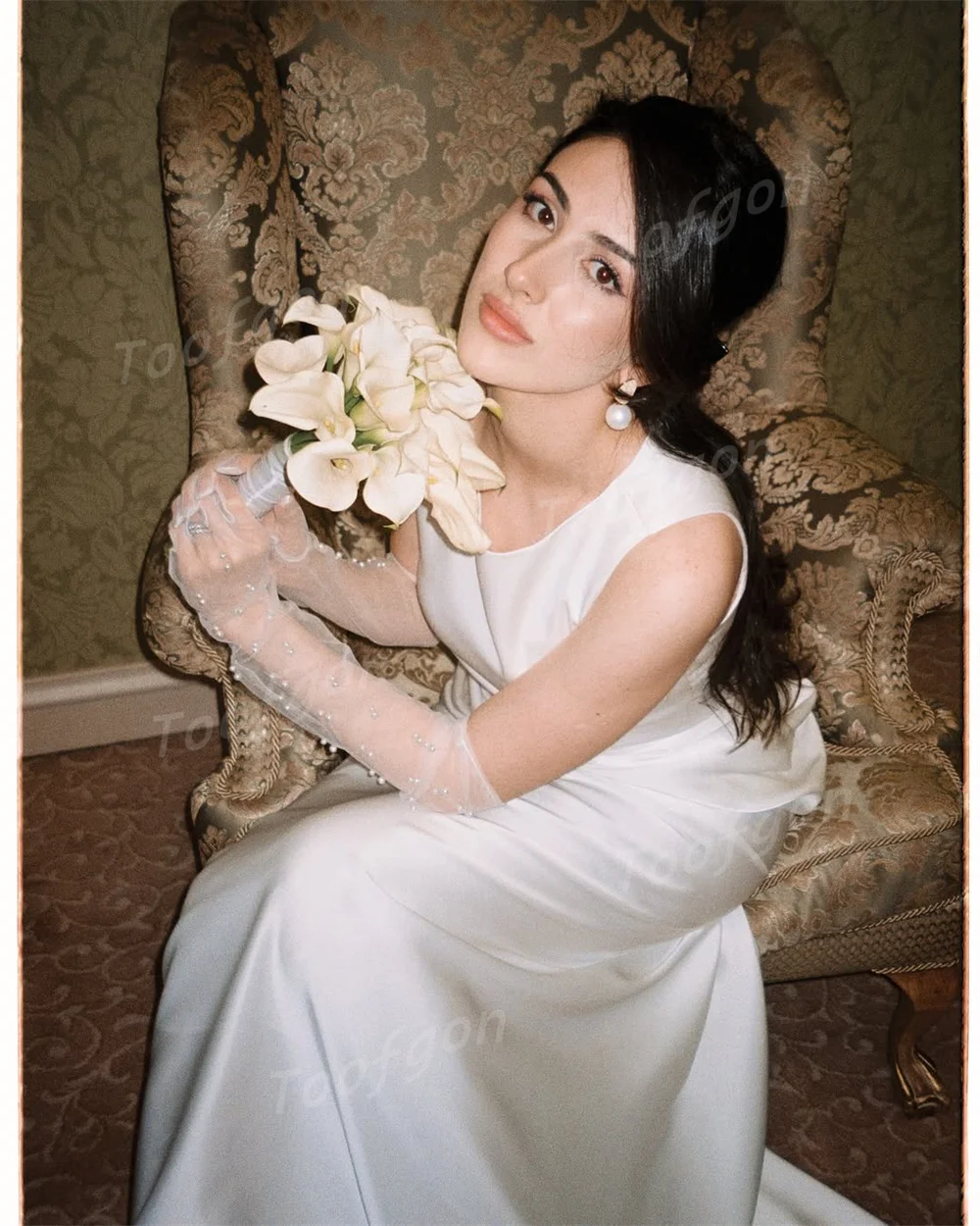 Toofgon Elegant O Neck Long Mermaid Beach Wedding Dresses Sleeveless Satin Sweep Train Bride Gown Customized Bridal Party Dress