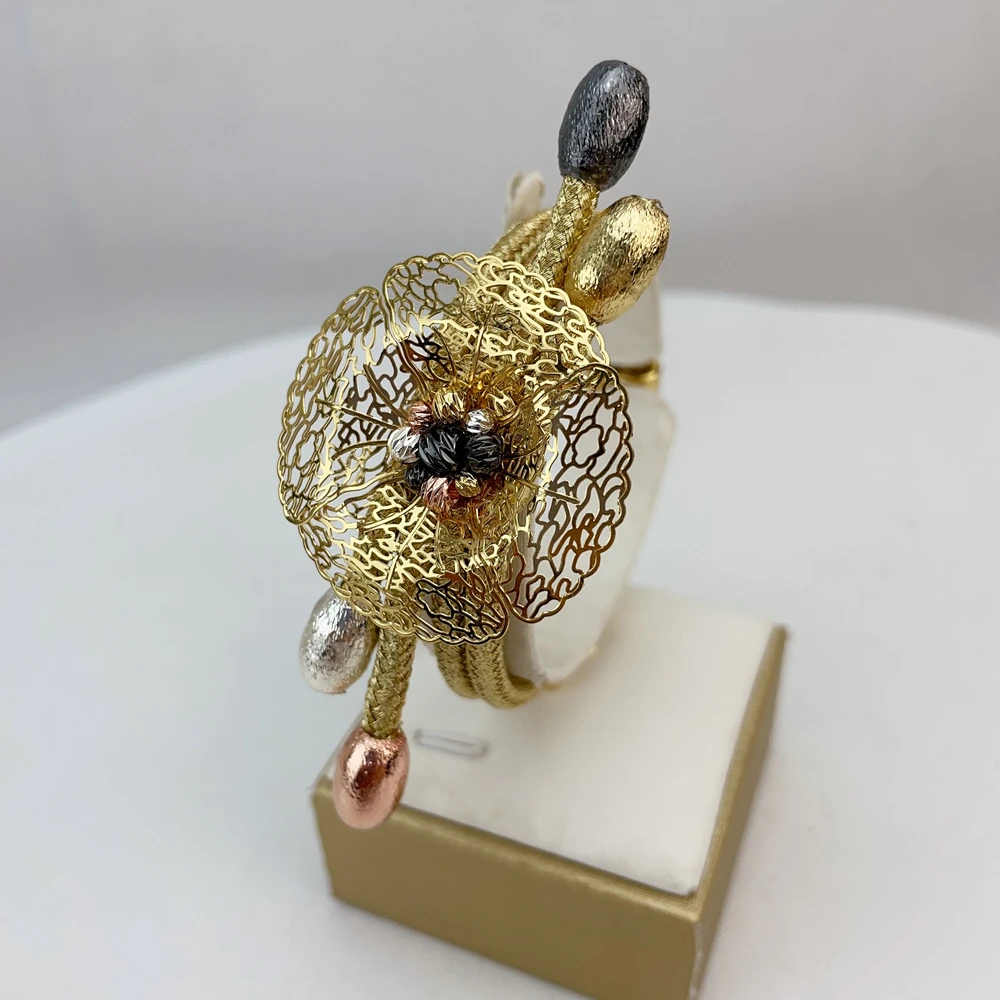 EMMA موضة دبي مطلية بالذهب الخرز القلائد أقراط خواتم مجموعات المجوهرات الجميلة للنساء هدايا مجوهرات حفلات الزفاف FHK22828