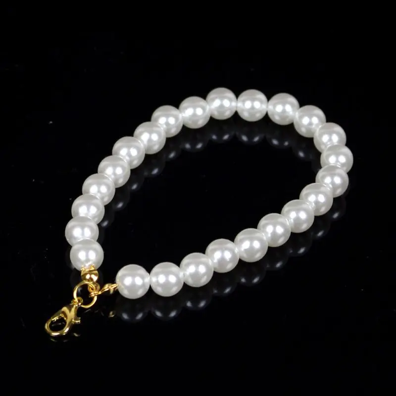 Keychains for Women Purse for Handbag Pearl Bracelet Pendant with Keyring