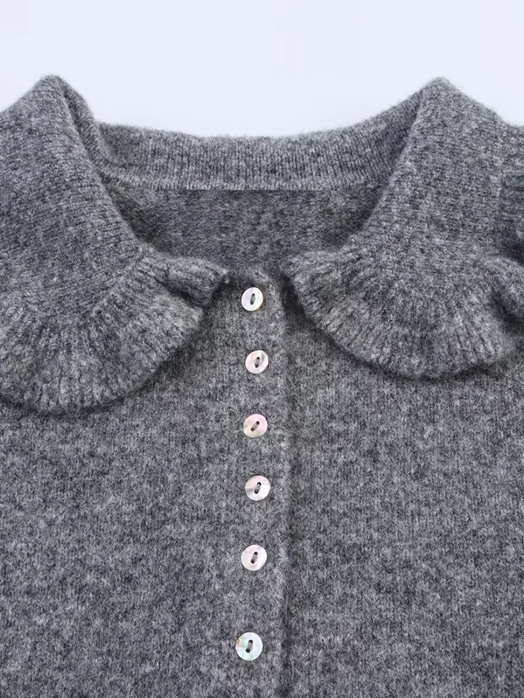 เสื้อแจ็คเก็ตไหมพรมแขนยาวปกเสื้อตกแต่งแบบซ้อนชั้น สไตล์ยุโรปและอเมริกา คอลเลคชั่นใหม่ล่าสุดสำหรับฤดูใบไม้ร่วงปี 2025 สำหรับผู้หญิง