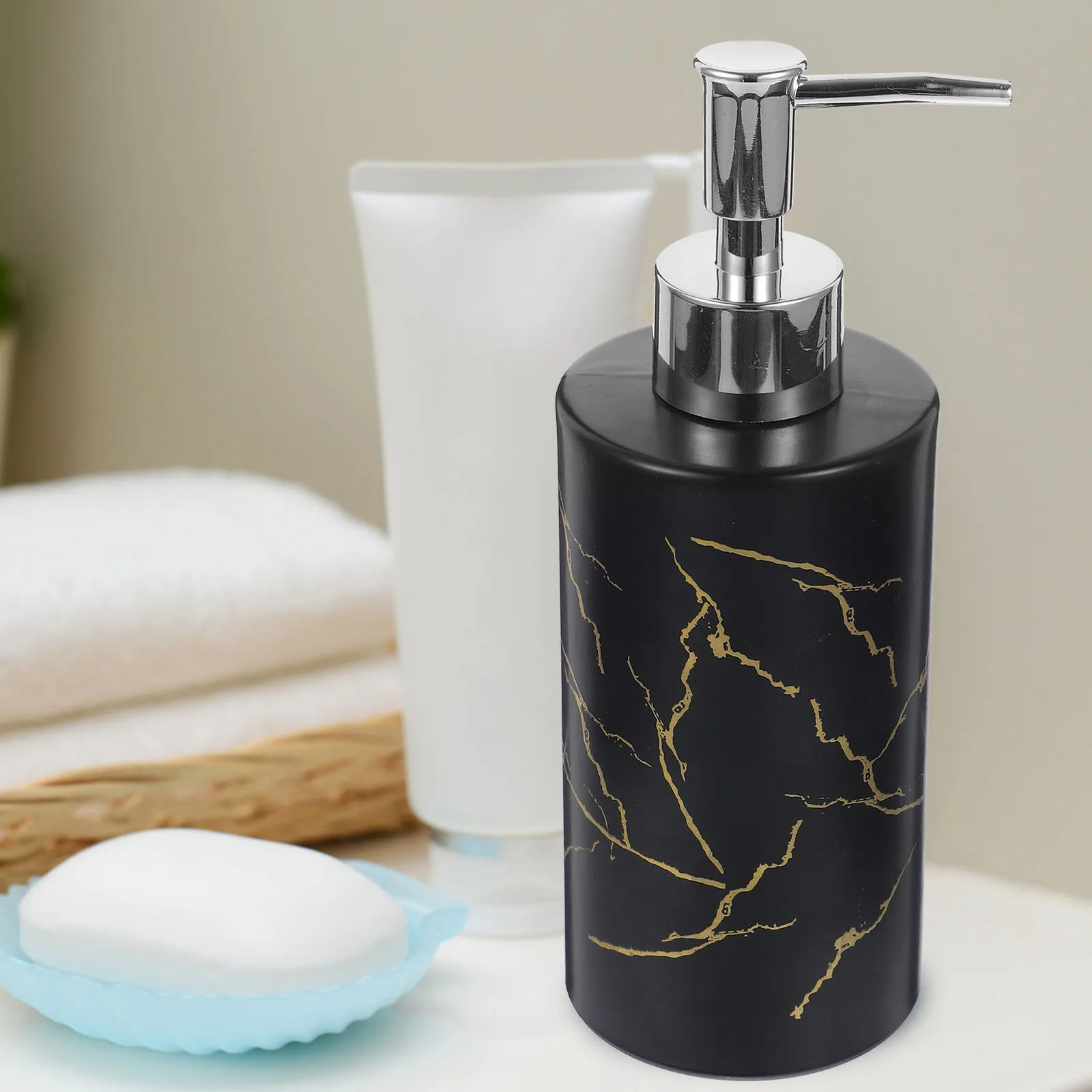 

Safe Material Shampoo Bottle Dispenser Press Type Design Large Mouth Filling Convenient Aromatherapy Essential Oil Blends