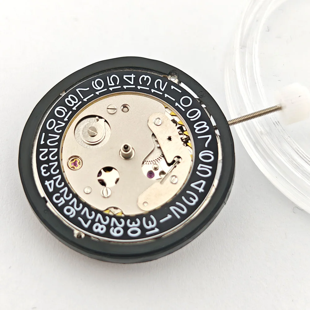 5 Styles China NH35 Movement Can Replace The Japan NH35 Movement Date At 3/6 O'clock Calendar High Accuracy Automatic Mechanical