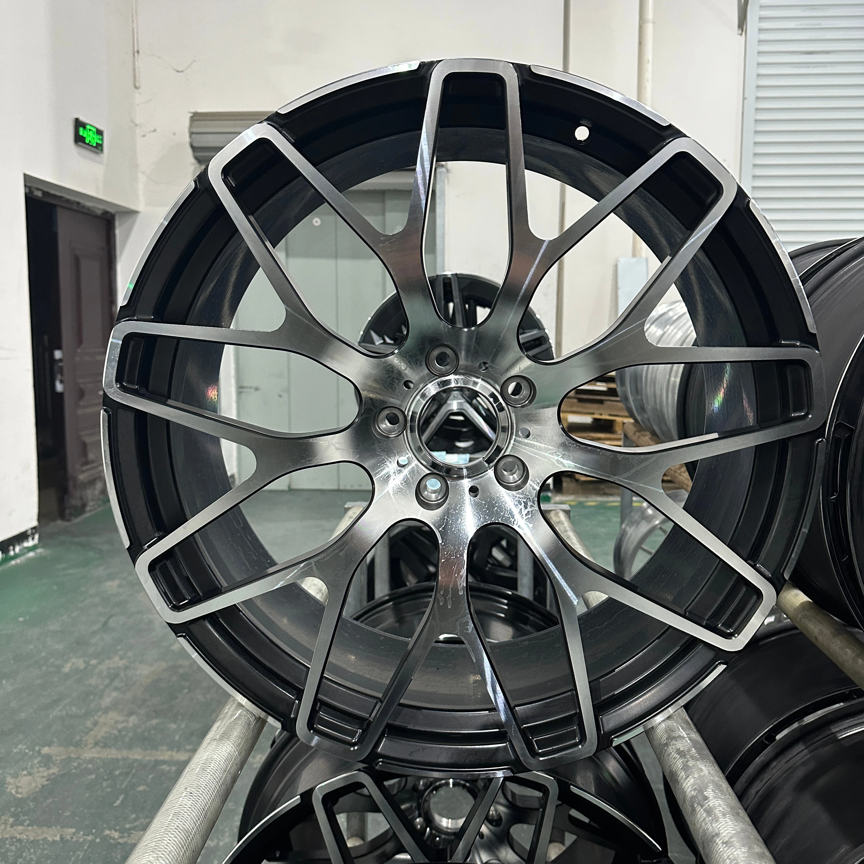 

New 20-inch black deep concave custom car wheels 5X120 alloy forged wheels (4 pieces)