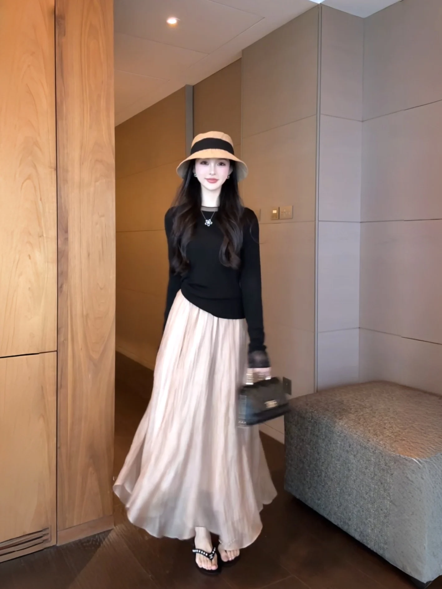 

Warm Apricot Texture Long Half Skirt Spring 2026 Hanging Sensation A-Line Cotton Wool Blend High Waist Casual Commute Style