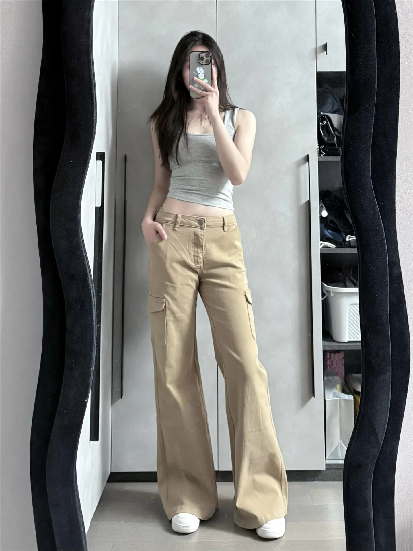 Low Waist Loose Fit Khaki Color Denim Pants Women's Spring Season Bell Bottom Casual Style Soft Cotton Material B Grade Safety