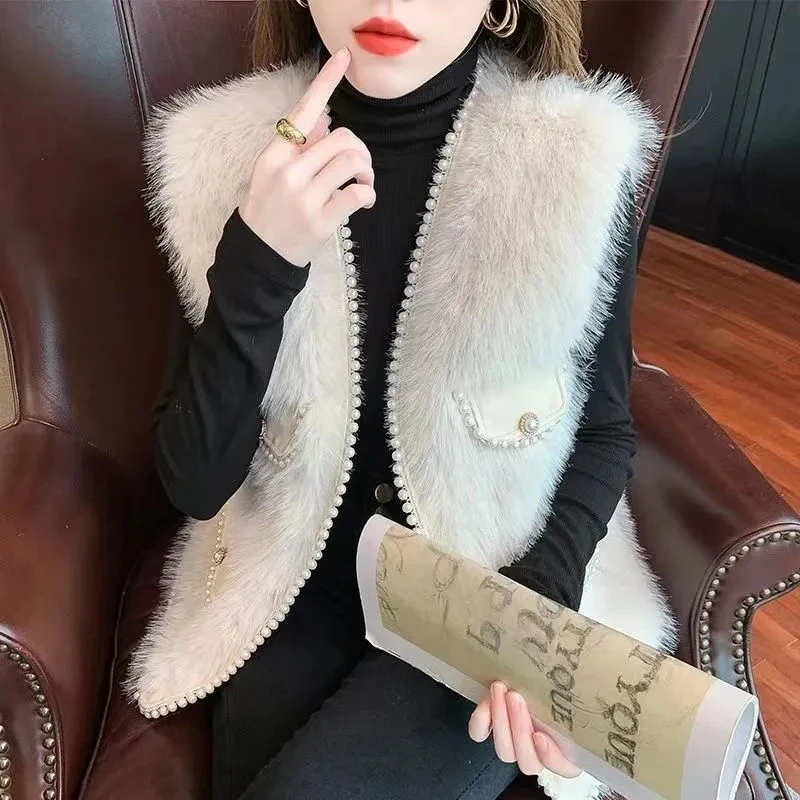 Spring Autumn Fashion Faux Fox Fur Nail Bead Vests Women New Party Club Elegant Fur Waistcoat Female Sleeveless Jacket Fur Coats