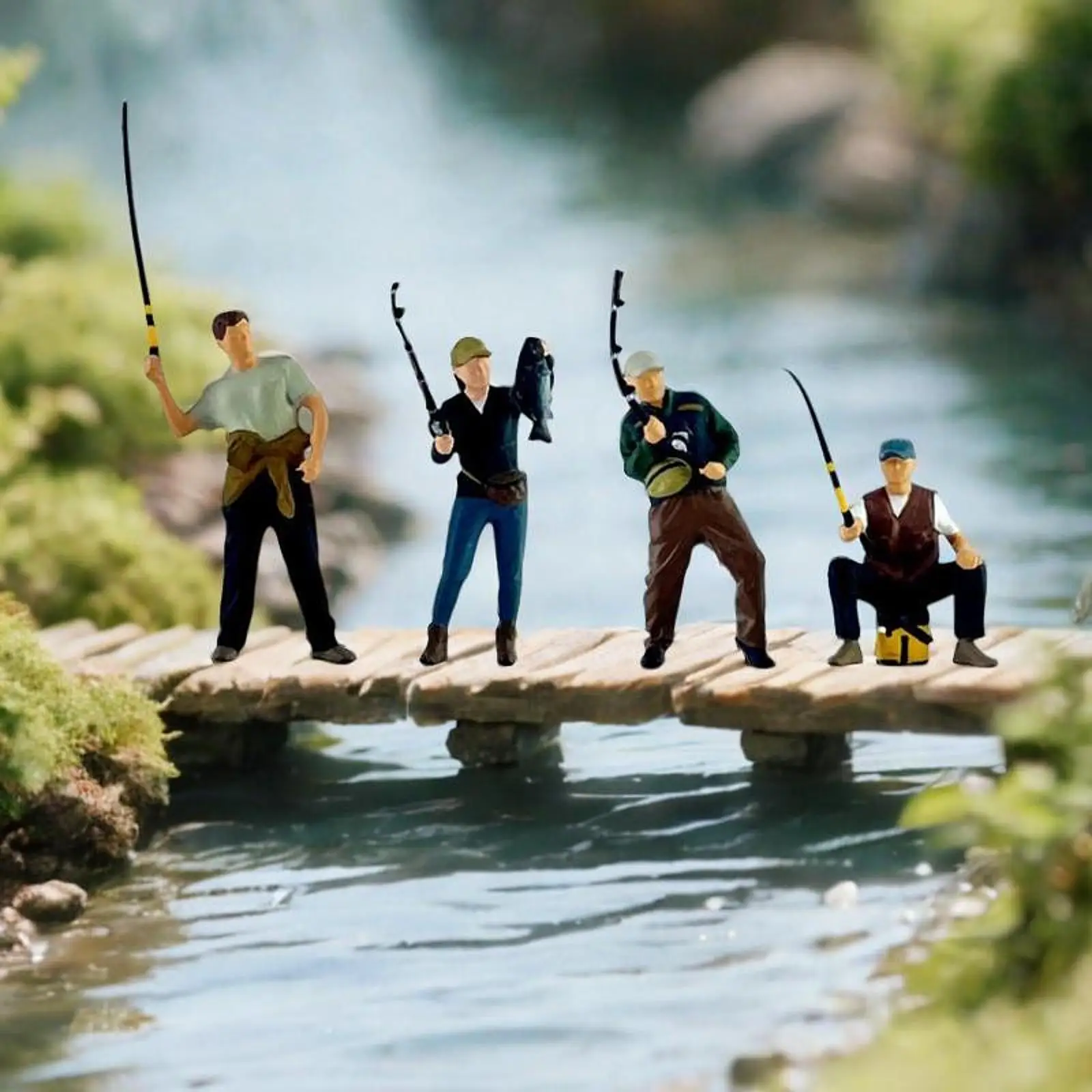 4Pcs 1:64 Fishing Figurine Miniature Fisherman Figure for Scenery Landscape