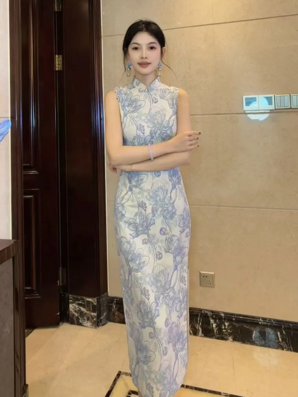 

Ele Blue Svel Single-layer Retro Ball Ball Lady Clear Clothes 25cm Anti-season New Sle Warm Long Sv...