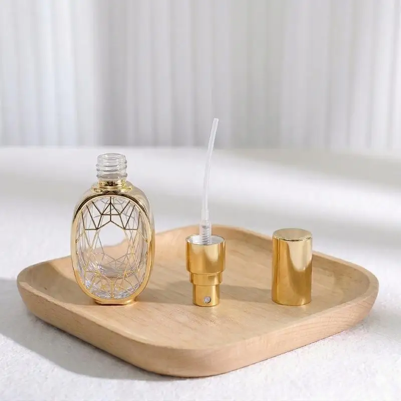 10ml Parfümflaschen, galvanisierte UV-beschichtete Pumpzerstäuber-Glasflaschen, tragbare, nachfüllbare Parfümflaschen für Reisen – Detail 4
