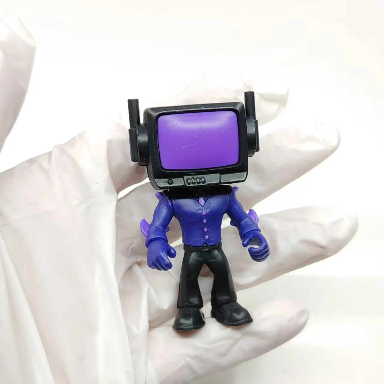Original Skibidi Toilet Man Spielzeug Monitor Man Titan Speaker Man Titan TV Man PVC Actionfigur Modell Spielzeugsammlung Kinderpuppe Geschenk – Detail 9