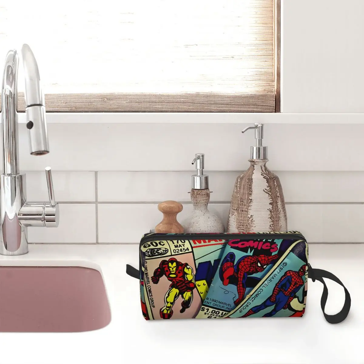 Spiderman Spiderverse Superhero Comics Cosmetic Bag Women Makeup Bags Travel Waterproof Toiletry Bag Organizer Pouch