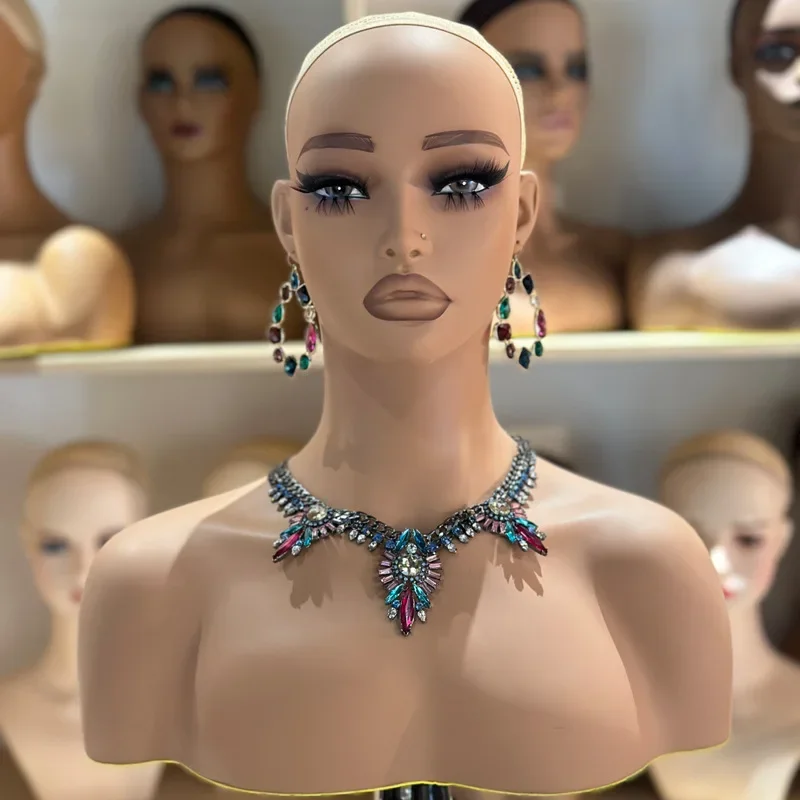 European and American Simulation PVC Female Mannequin Head with Shoulder Dummy Head for Wigs and Necklace Display Makeup Model