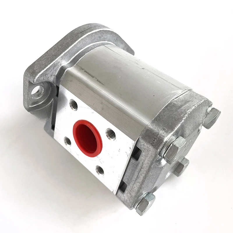 Double steel wheel roller steering oil pump CC6200 roller oil pump roller accessories