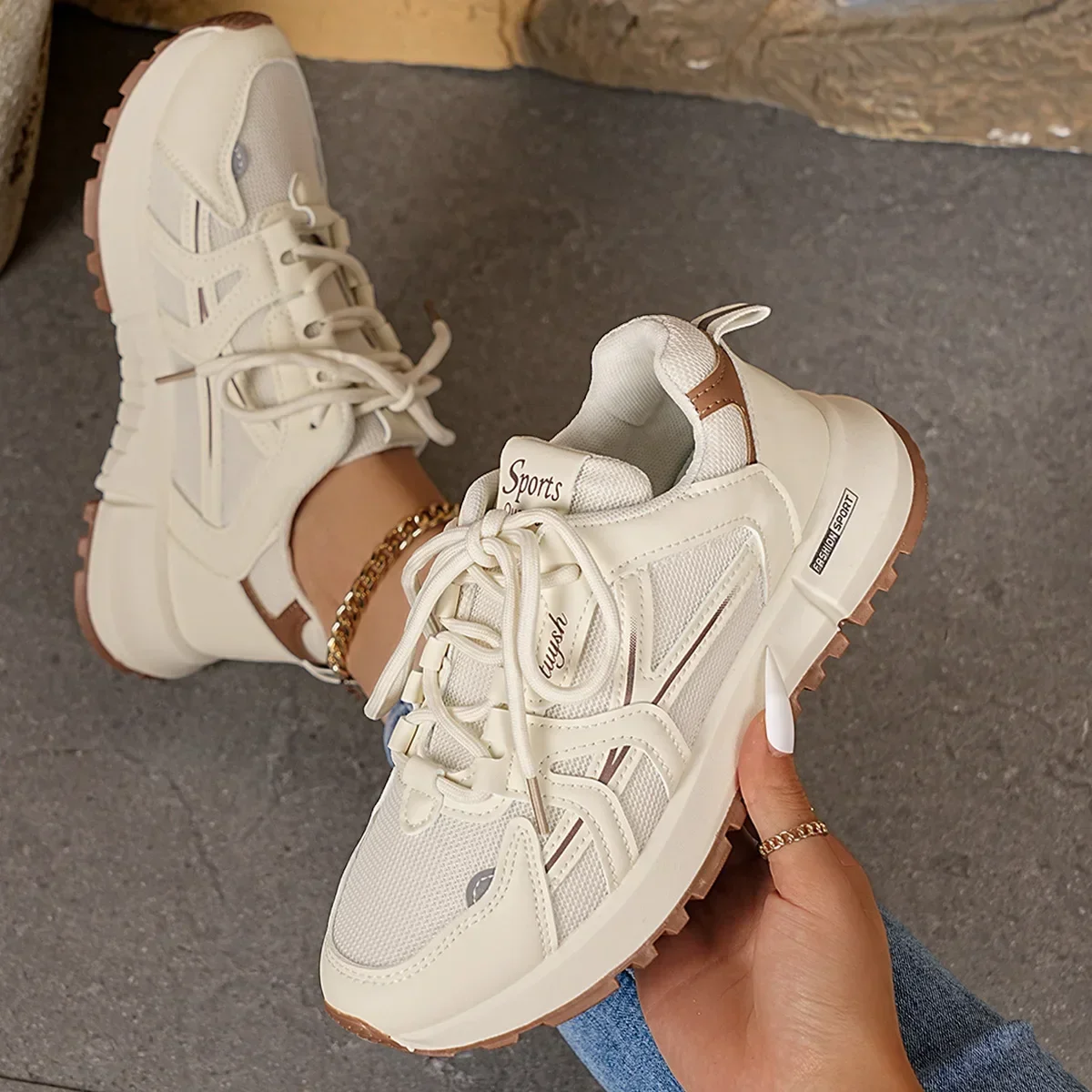 2025 New Comfortable and Stylish Women's Shoes: Elegant Round-Toe Solid Color Sporty Casual Shoes for Spring and Autumn