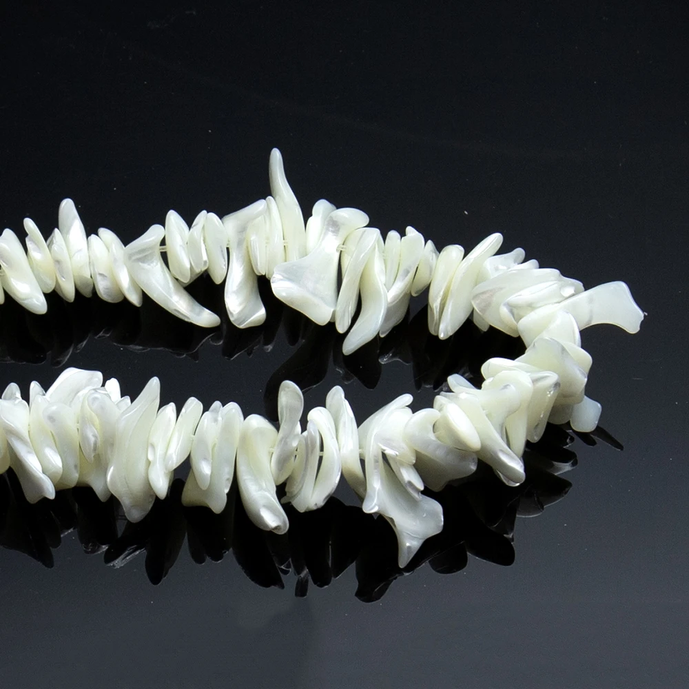 Natürliche Shell 18-25mm Weiße Farbe Unregelmäßig Geformte Lose Perlen Strang Machen DIY Böhmischen Frauen Armband Halskette Zubehör