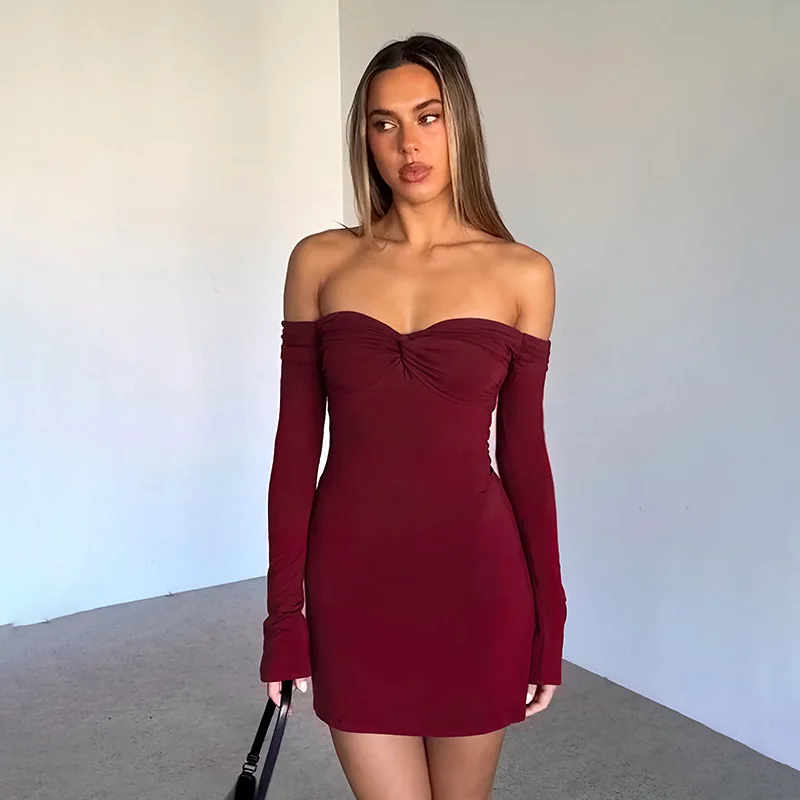 

Sexy One Shoulder Backless Long Sleeved Dress Autumn New Spicy Girl Short Skirt