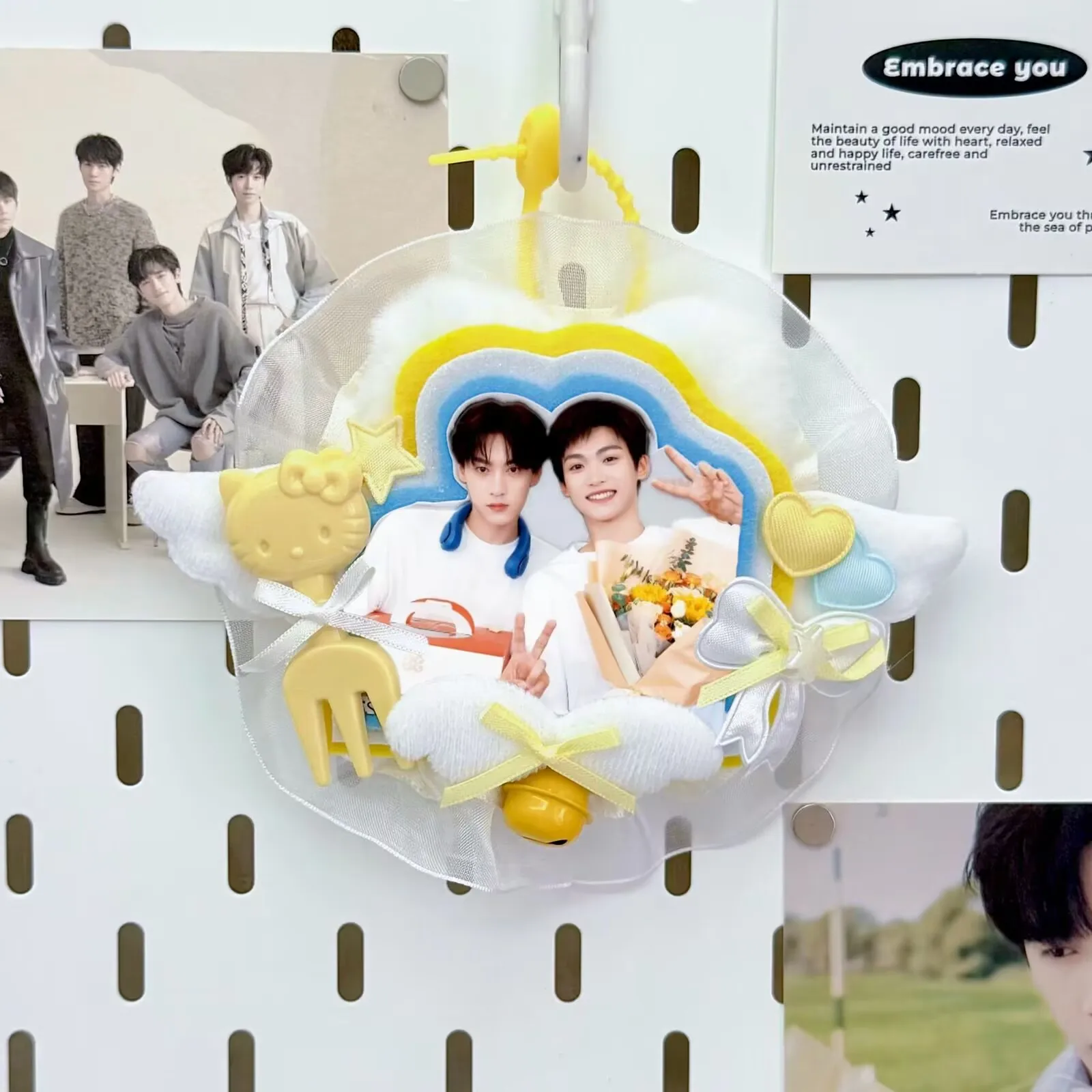 

Tian Xuning Zi Yu Xu You Yu Sheng Non woven Half body Cute Backpack Reflective Reverse Love Pendant Handsome Handmade