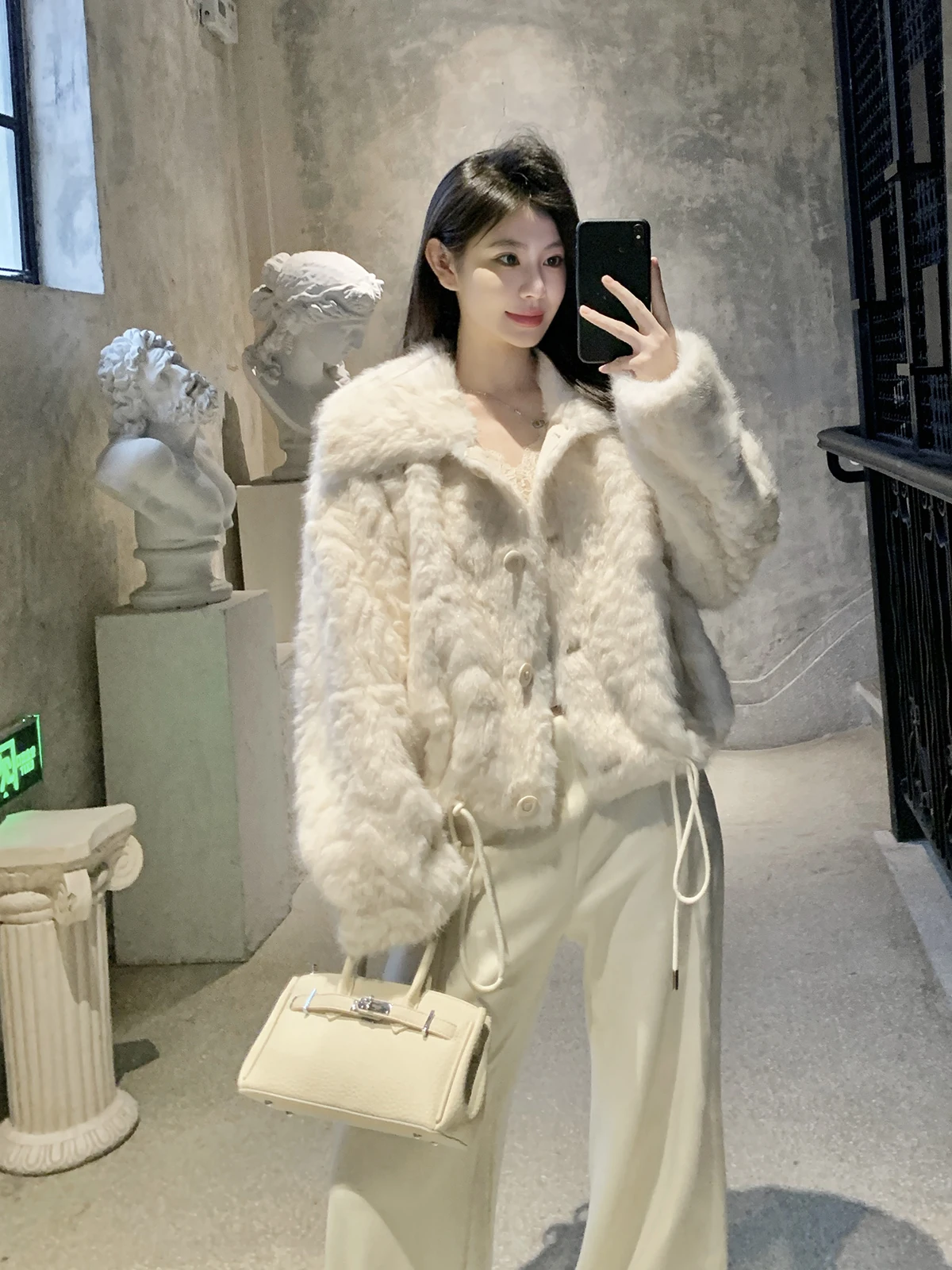 

Withmxboom ey Home Lamb Fur Collar ort Length Women's Winter Loose Lazy Fluffy Outerwear Faionable Casual Sle