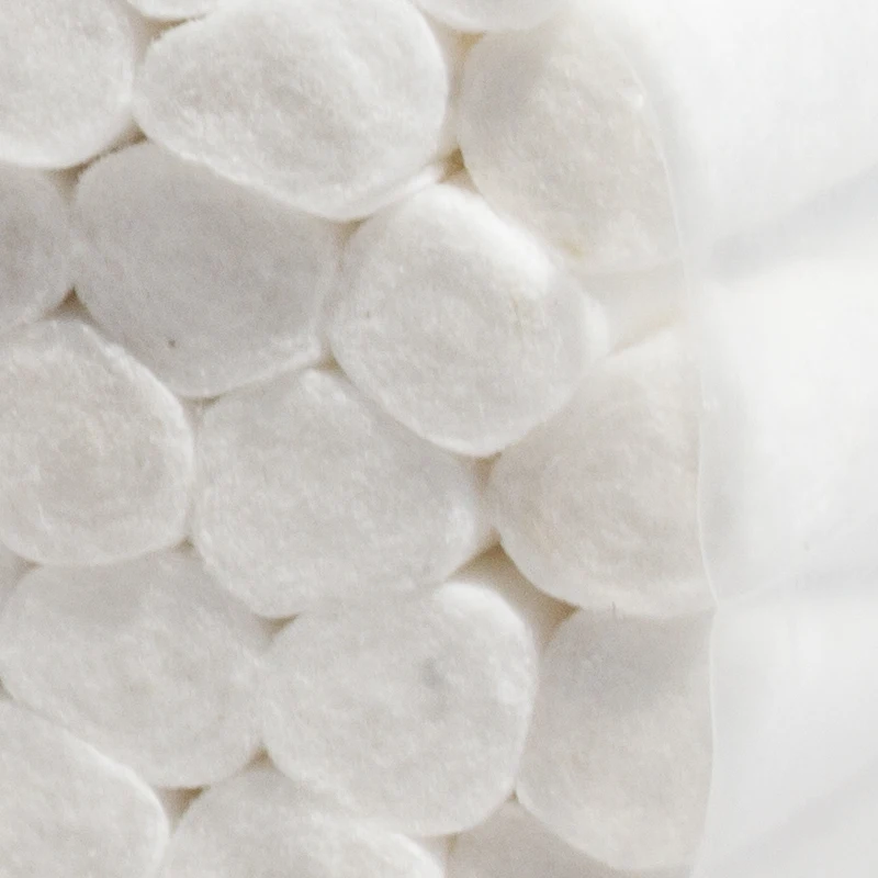 Disposable oral cotton pads supplied by dental clinics, with strong liquid absorption and sturdy textured cotton barrels