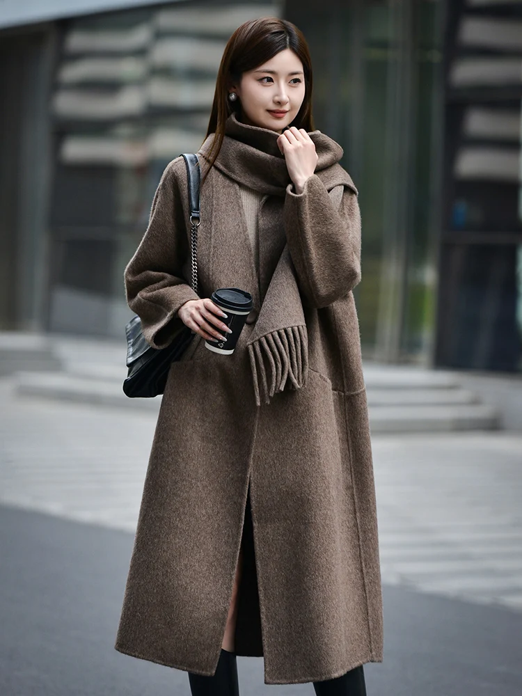 

Women's Autumn/Winter Coat Double sided 100% Australian wool coat with scarf