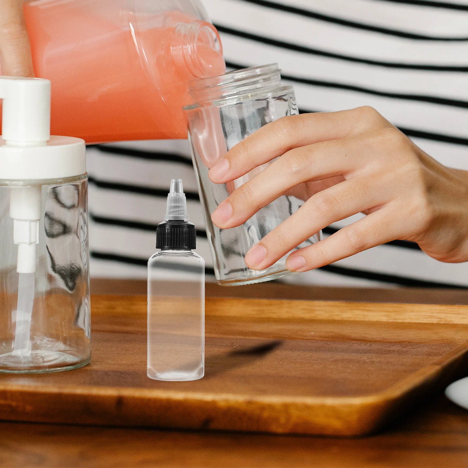 

10Pcs Clear Plastic Paint Bottles Portable Refillable Dispensing Bottles Airbrush Paint Portion Containers Leak Proof for Art