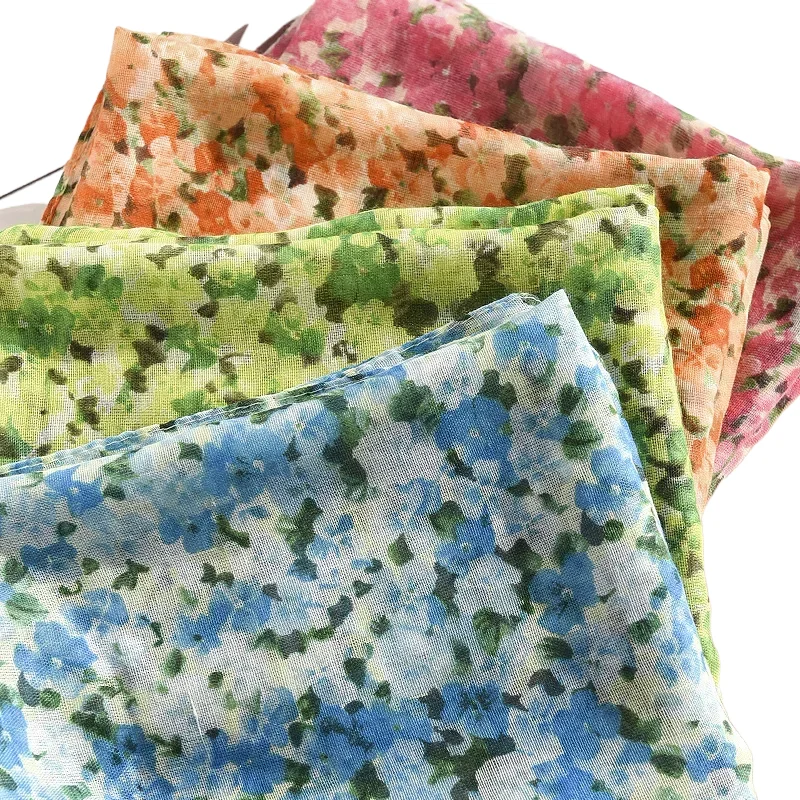 

Classic Fashion Fragmented Flower Women's Scarf Simulation Silk Trend Leisure Elegant Outdoor Sunscreen Beach Scarves Shawl