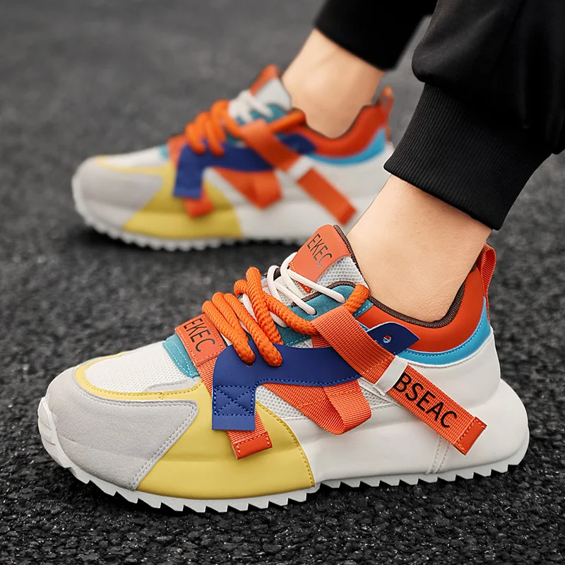 Sepatu pria Sneakers pria kasual sepatu pria tenis sepatu mewah pelatih balapan antilembap sepatu lari fashion untuk wanita