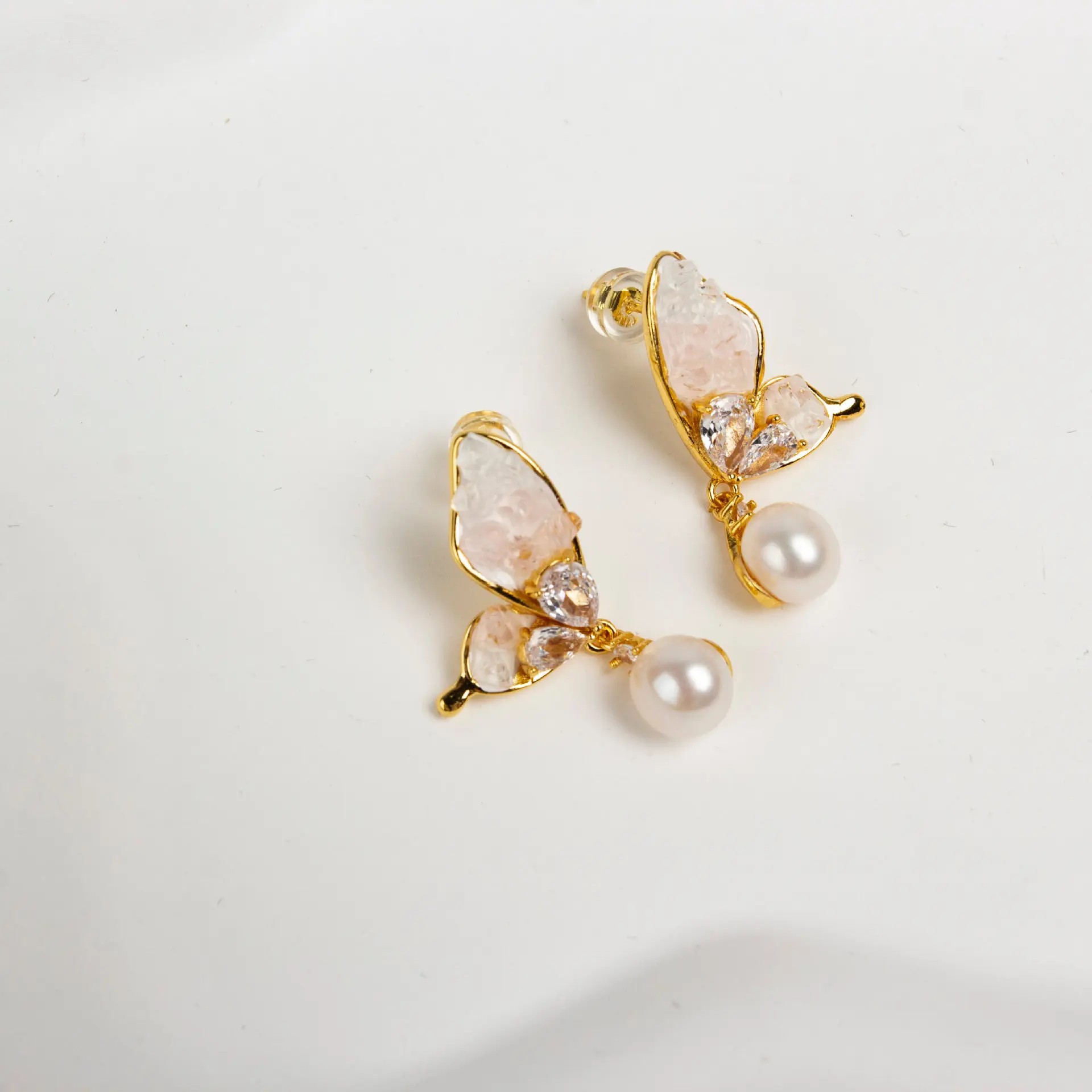 

New Arrival Butterfly Design Natural Freshwater Pearl 14K Gold Filled Stud Earrings For Women Jewelry Birthday Gift