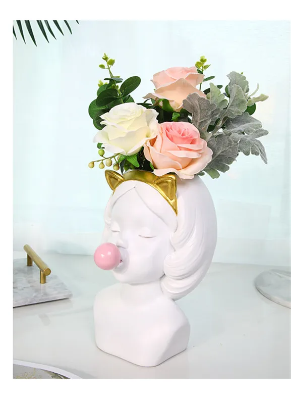 Resin Vase Cute Girl Bubble Gum Decoration Home Living Room Dining Table Decorative Art Portrait Gold