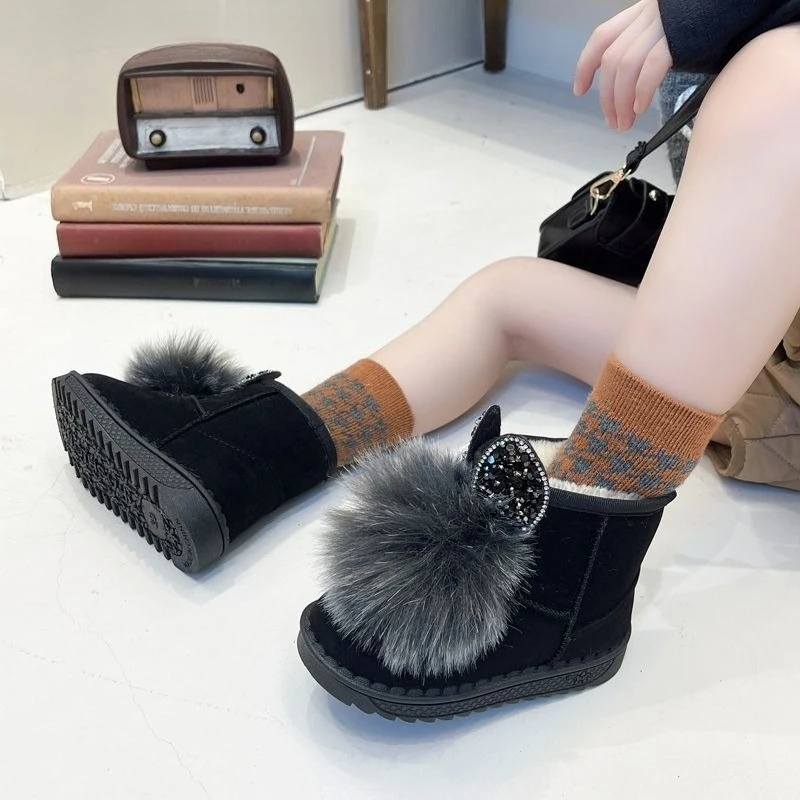 

Kids' Winter Snow Boots with Furry Design Warm Anti Slip Cotton Boots for Girls Trendy 2026 Style