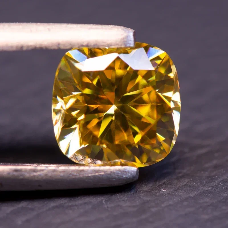 도매 Moissanite 스톤 쿠션 컷 황금 노란색 컬러 다이아몬드 Diy 매력에 대한 인증서와 고급 보석 매우 반짝 이는