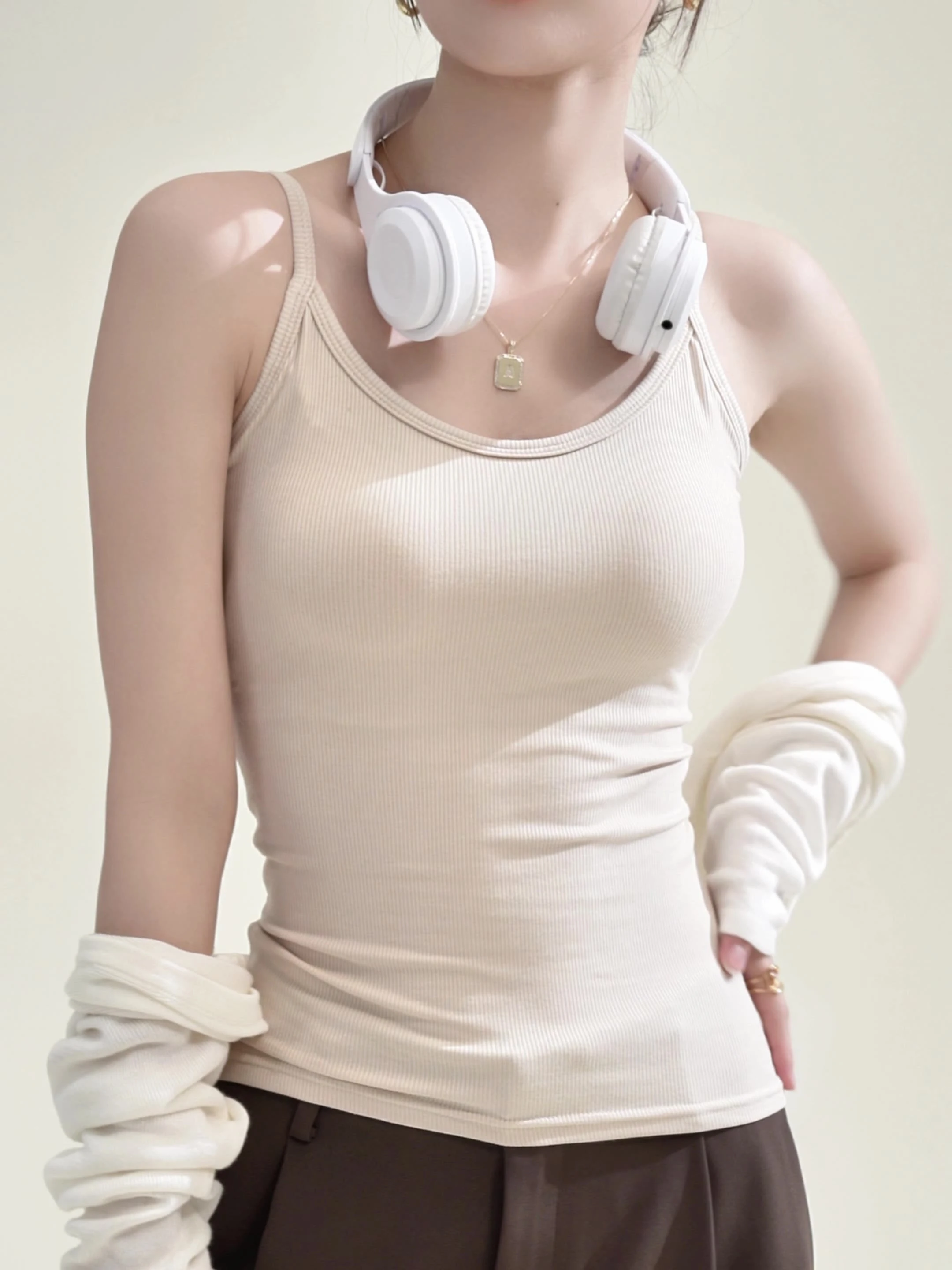 

Thin Strap Vest Women Summer Thin One-Piece Bra-Free Faion Base Layer Ladies Underwear Ba Ladies' Svel Top