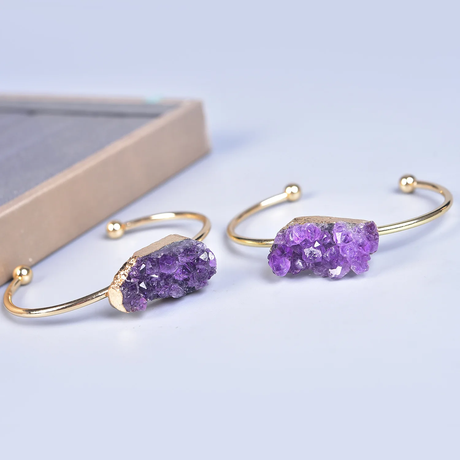 Ore Rock Natural Crystal Stone Cuff Bracelet Reiki Jewelry Decor Healing Energy Original Amethyst Cluster Open Bangle 1pc Random