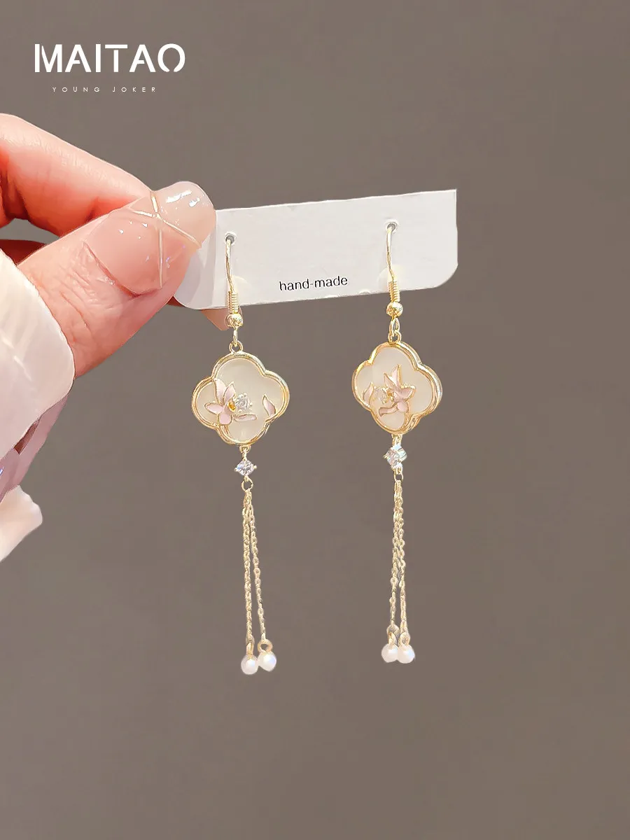 Handmade Chinese Style Hanfu 2026 Spring Lotus Magnolia Dangle Earrings For Women No Piercing Ear Clip Elegant Jewelry For Daily