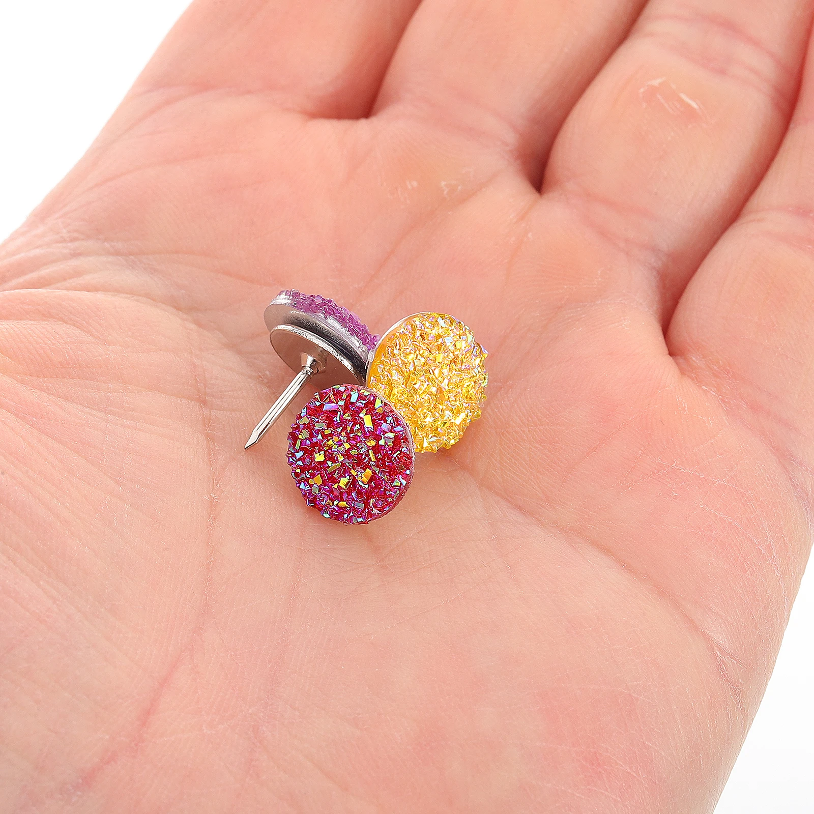 

30Pcs Cute Bling Push Pins Flat Head Thumbtacks Decorative Cork Board Fun Pushpins for Hanging Photos Notes Kids Projects