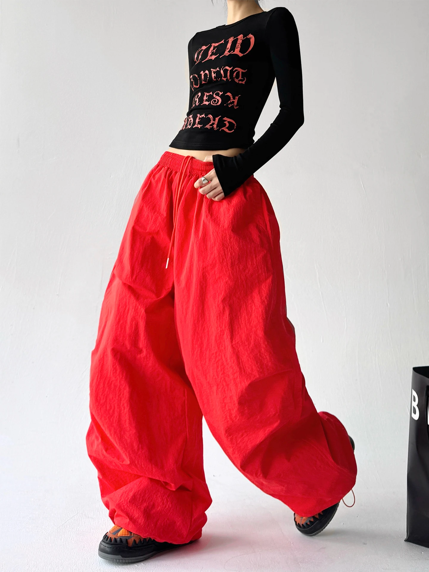 心地よい色の美しい裏地付きワークパンツ レディース ロング丈 ハイウエスト 着痩せ効果 ルーズ ワイドレッグパンツ 通勤 スタイリッシュ