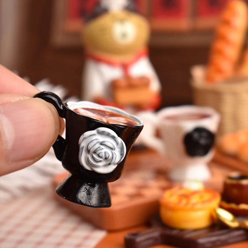 3 szt. Miniaturowe filiżanki do kawy z różami do domku dla lalek, akcesoria kuchenne, jedzenie dla lalek, zabawka dla dziewczynek