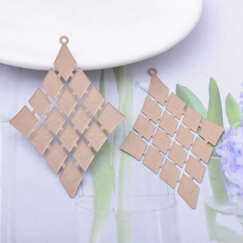 30 Stück AB1793 58*35mm Messing Bemalte Rhombus Große Lasergeschnittene Anhänger Bunte Schmuck-Ohrring-Accessoires – Detail 9