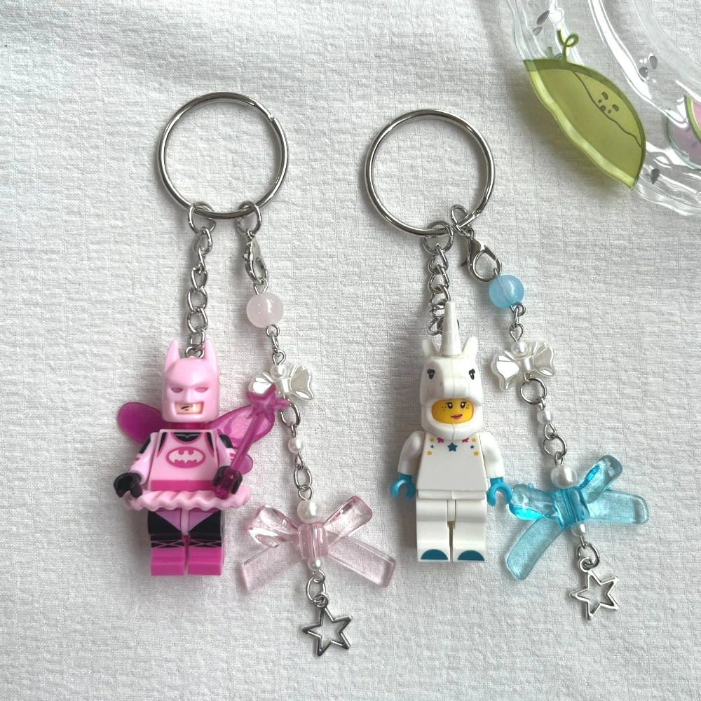 2 Pcs Cartoon Anime Couple Character Heart Splicing Keychains, Romantic Gift for Confession & Holidays