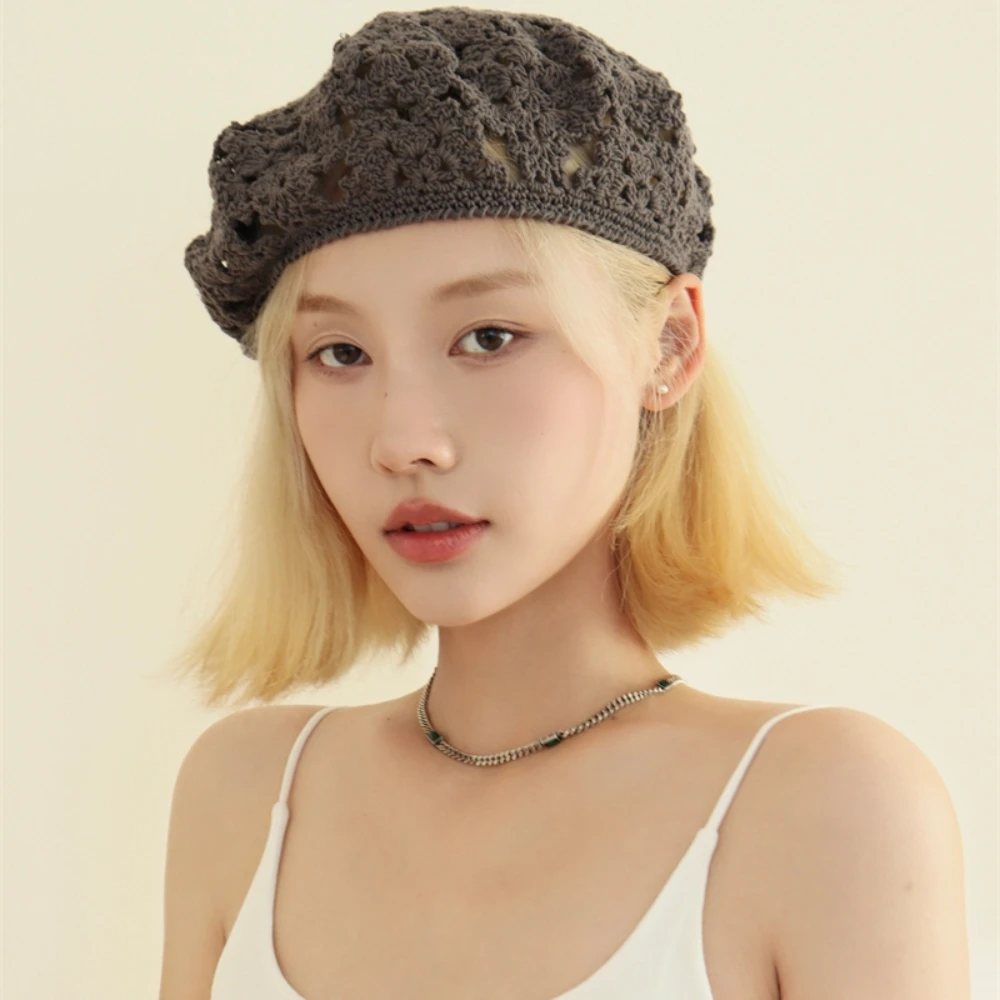 Y2K Literary Retro Hollow Berets Hat for Women British Needle Hook Wool Caps Wild Painter Cap Japanese Hats Gorra Kawaii