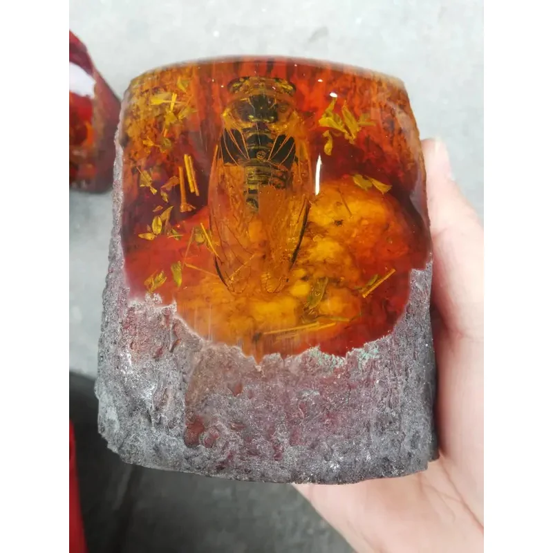 100% Natural Amber cicadas Statue Furnishing articles home decoration