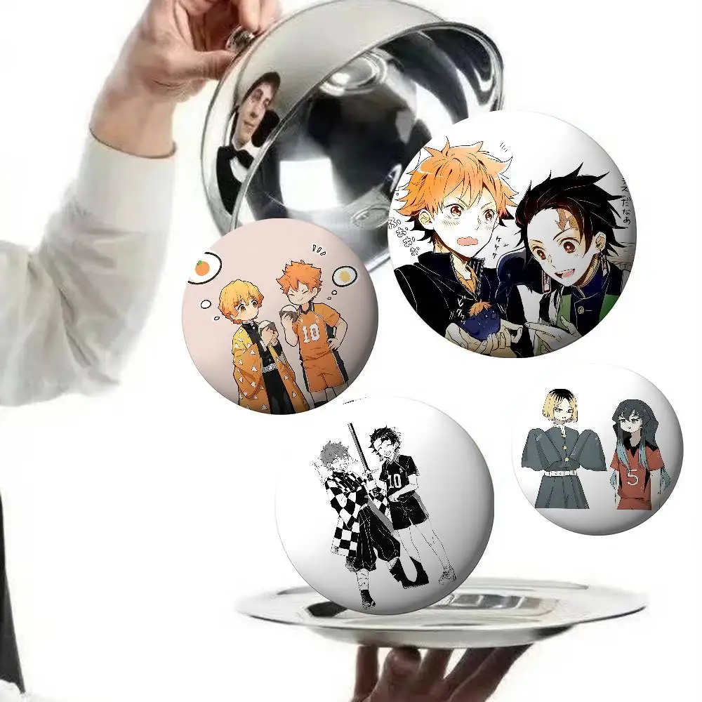 أمين H-Haikyuu وD-Demon القتلة شارات شارات الكرتون دبابيس مستديرة على ظهره سترة الاكريليك زر دبابيس جمع الهدايا