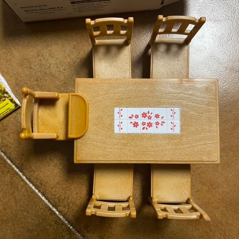 シルバニアファミリー本物のシルバニアファミリー Ternuwheels セット Ternurines Silvania Familiy ダイニングテーブルと椅子キッチンおもちゃ