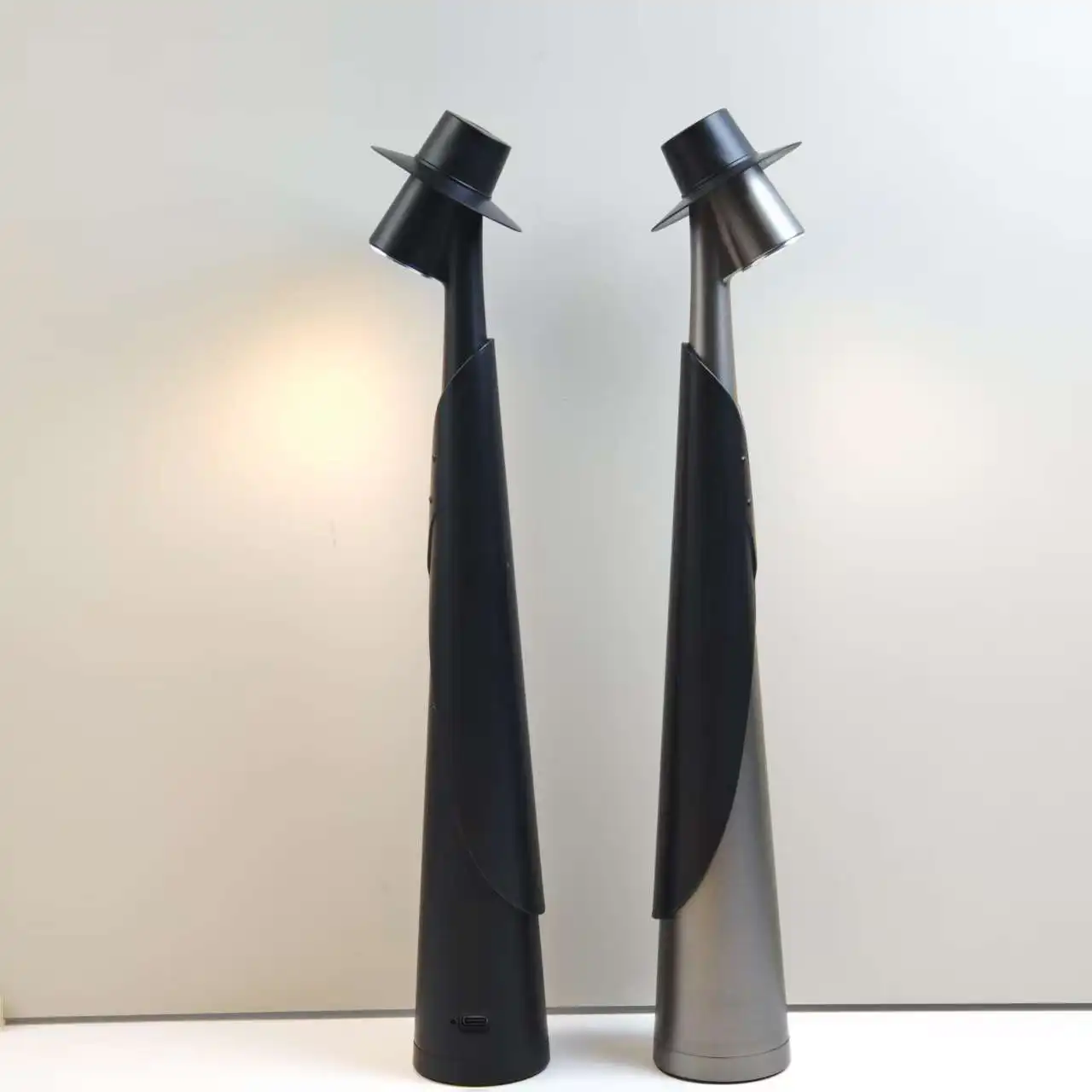 2025 New LED Rechargeable Desk Lamp Creative Living Room Study Lamp Top Touch Dimming Atmosphere Desktop Decoration Table Lamp