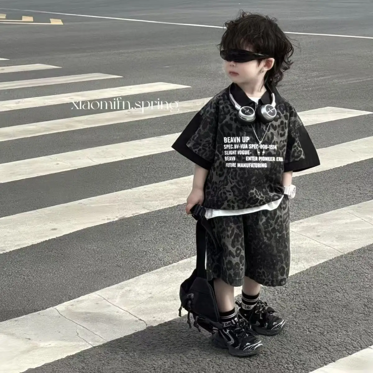 

Boys Summer Leopard Print Suit Toddler Fashion Casual Korean Half Zipper Short Sleeve T-Shirt Baby Shorts Two-piece Set 2026